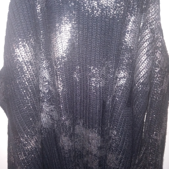Love More Black/Silver Sweater Open Shoulder Size Large NWOT - Picture 3 of 7